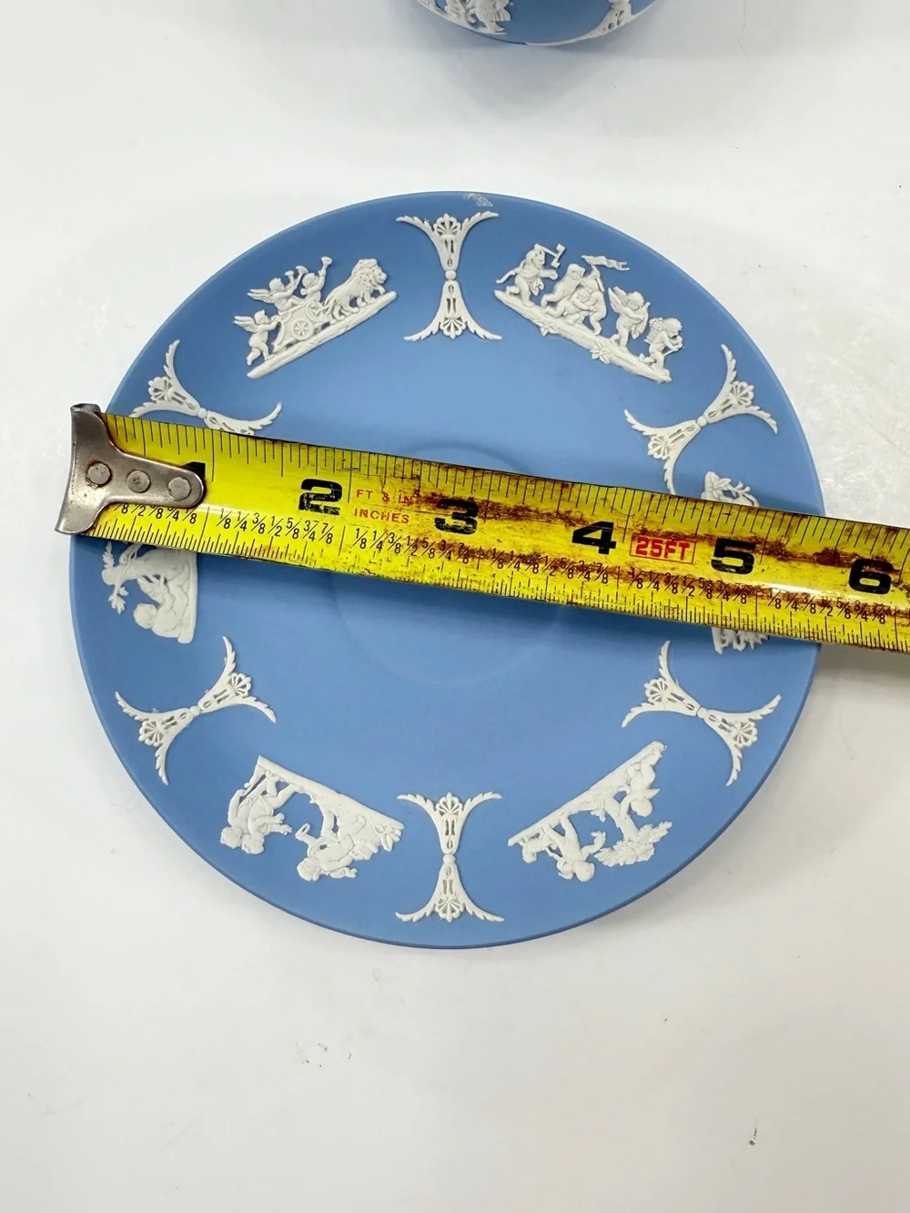 1953 Wedgwood Jasperware Teacup Cup & Saucer, Sacrifice Figures, Pale Blue‎ RARE